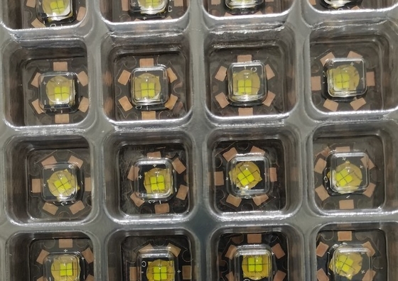 900lm 1100lm 10W High Power White LED COB 850mA Forward Current