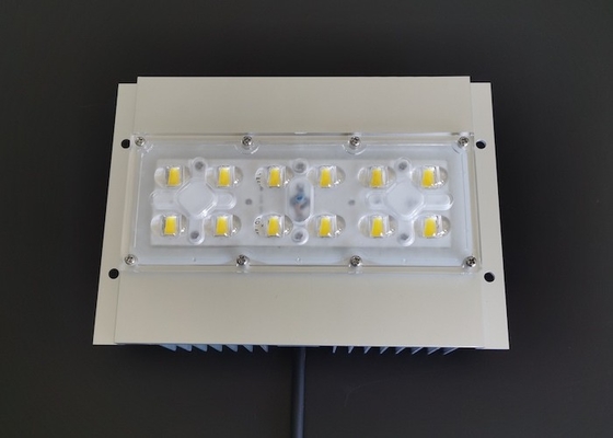 acheter 7070 SMD LED Street Light Module 158x103 degré 60W émettant de la lumière blanche fabrication en ligne