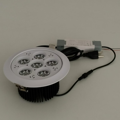 acheter Jeux de pierres précieuses 36 degrés 3000k IP20 40w LED Downlight Rétrécissement LED plafond luminaire fabrication en ligne