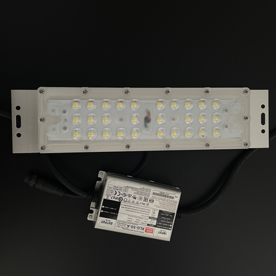 Lampe LED SKD IP65 pour une performance fiable et durable