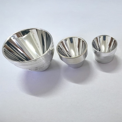 Fabriqué sur mesure 3535 5050 Petit réflecteur en aluminium pour lampe de poche