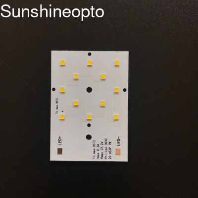 Carte PCB personnalisée 7W SMD 3030 LED avec une épaisseur de 1,5 mm et une taille de 50 x 70 mm