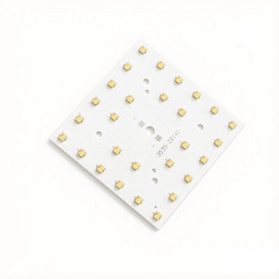 Carte PCB LED 100 × 100 mm 50 W SMD3535 avec lentille optique PC, module de rénovation d'éclairage routier et public, fabricant OEM