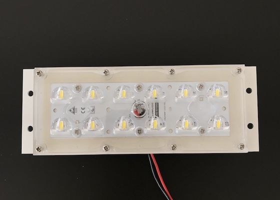 Lentille 173 mm 12 LEDs 5050SMD Module de lumière LED avec angle de faisceau de 145x70 degrés pour éclairage de rue