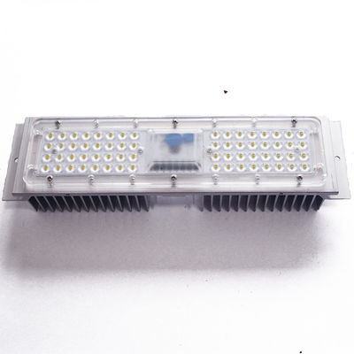 Module de lampadaire LED AC 220 V SMD 3030 avec lentille PC optique et dissipateur de chaleur
